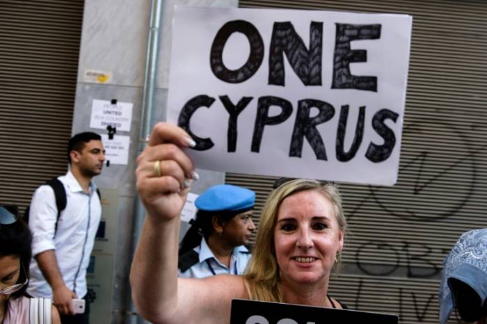 Chypre: plus de 40 ans de divisions et de négociations