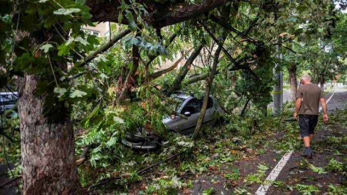 Une tempête sème le chaos en Roumanie, de nombreux morts