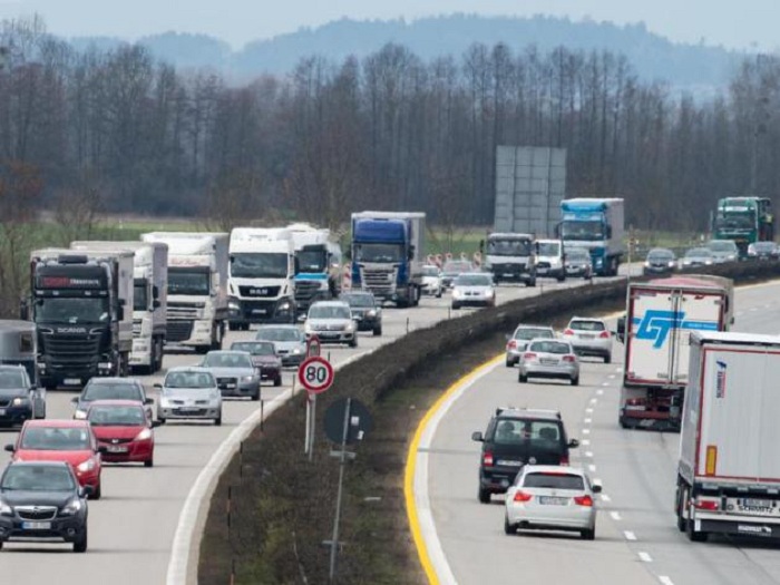 Bericht: Erstmals seit 2001 wieder mehr Verkehrstote