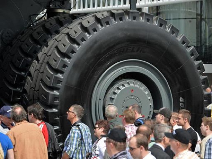 Weltgrößte Baumesse Bauma eröffnet in München- VIDEO