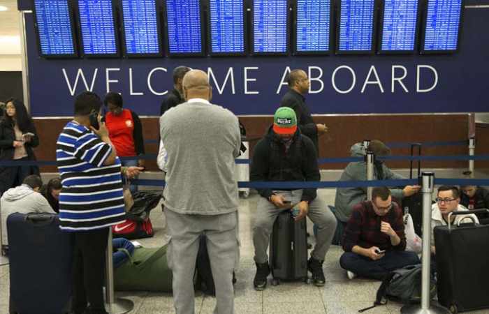 U.S. to ban some airline passengers from carrying larger electronics
