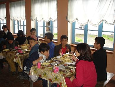 Azərbaycanda uşaq evi ləğv ediləcək