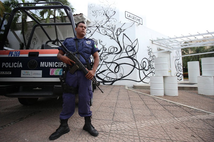 Un secuestro masivo en un restaurante sacude el puerto mexicano de Vallarta