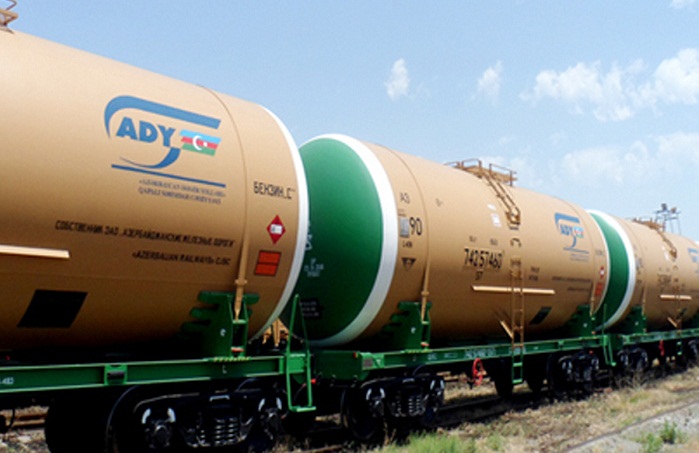 Azerbaijan receives over 2,200 freight cars from Russia