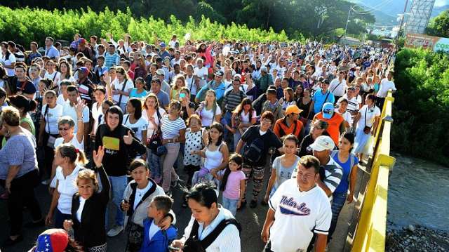 127.000 Vénézuéliens en Colombie en 3 jours