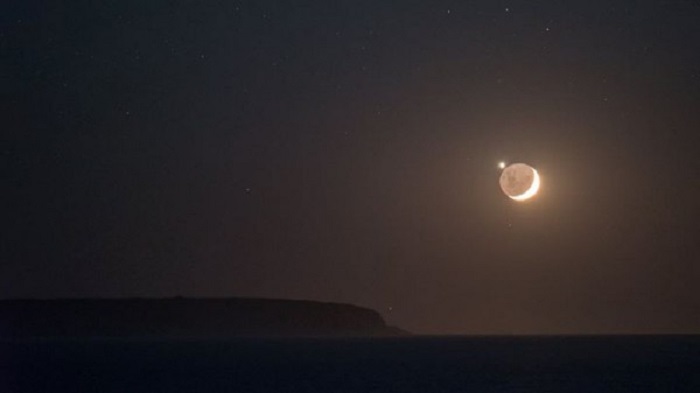 Moon approaching Mars on July 14-16