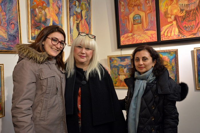 Le vernissage de Nigar Narimanbekova à International Art Gallery à Paris