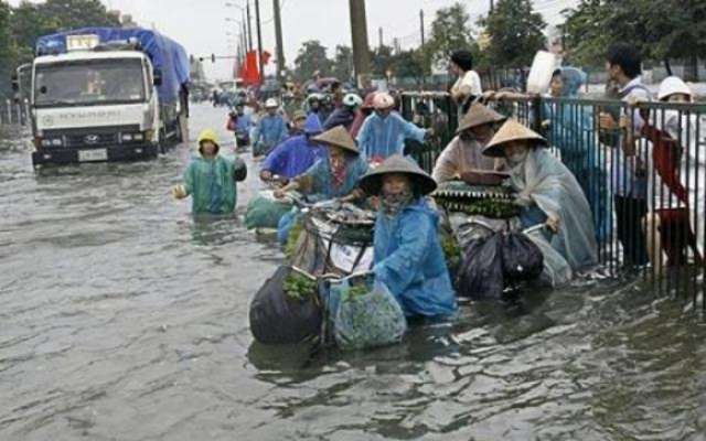 Death toll in Vietnam flooding, landslides rises to 68