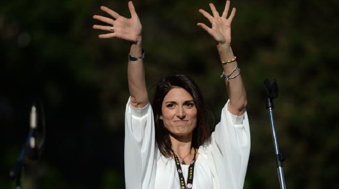 La maire de Rome convoquée devant la justice