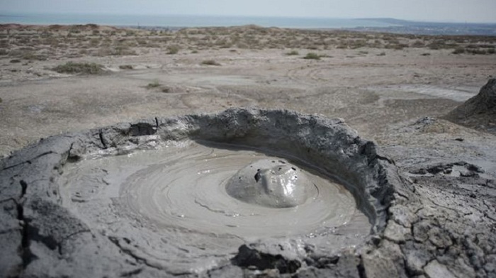One of largest volcanoes in Azerbaijan erupts