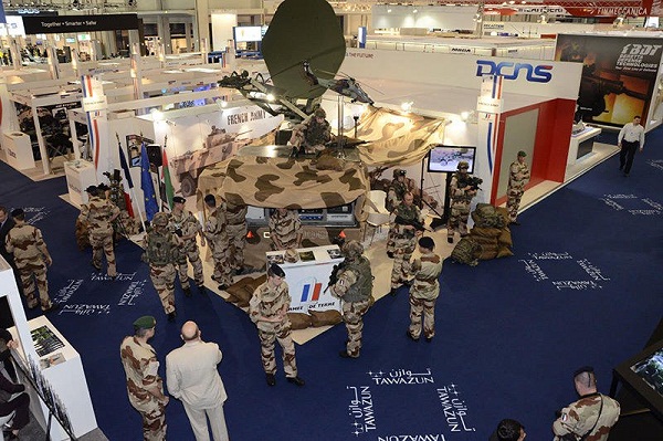 Les Emirats passent 5 mds d`euros de contrats d`armement au salon IDEX