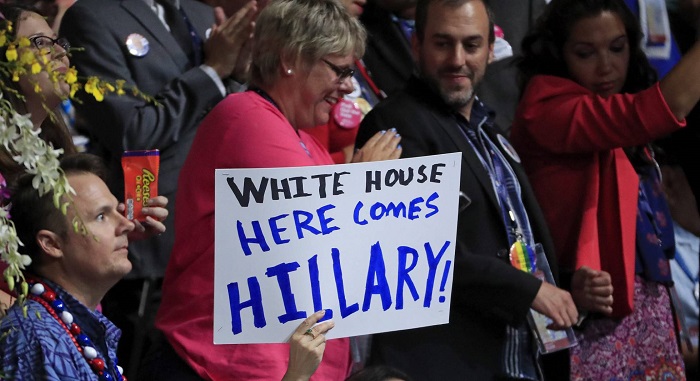 Los demócratas nominan a Hillary Clinton para ser la primera mujer presidenta
