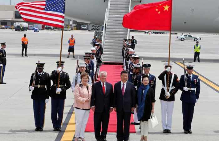 Trump, Xi land in Florida as trade, North Korea issues loom