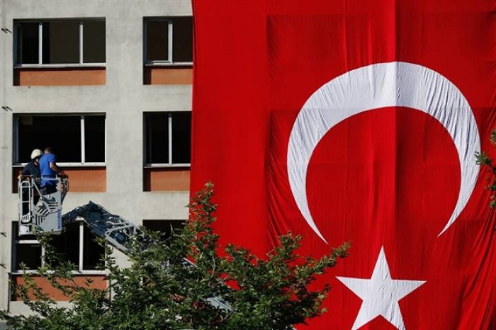 Istanbul hospital evacuated after armed man barricades himself inside - UPDATED