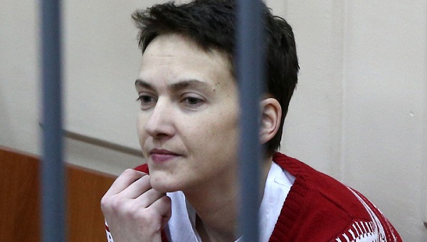 Russie: la pilote ukrainienne Savtchenko entame une grève de la faim et de la soif