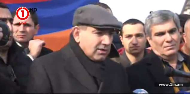 Yerevan holds protest action against extradition of blogger Lapshin - VIDEO
