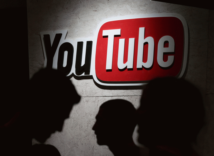 YouTube 'failing to remove terrorist videos'