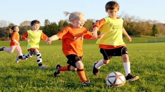 كرة القدم تحسن نمو العظام عند الأطفال