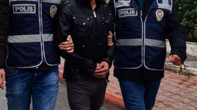 الشرطة التركية توقف 3 عراقيين يشتبه بانتمائهم لـ "داعش"