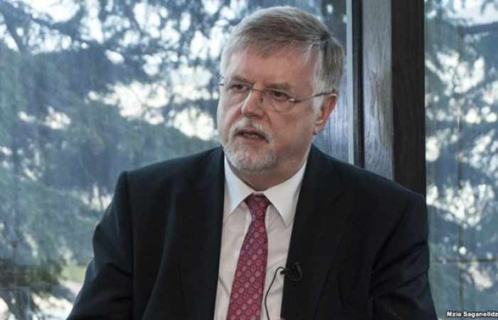 Herbert Salber se rendra en Azerbaïdjan
