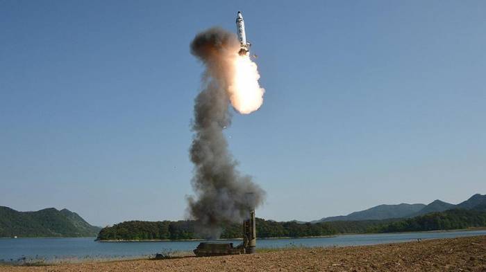Şimali Koreya yenə ballistik raket atdı