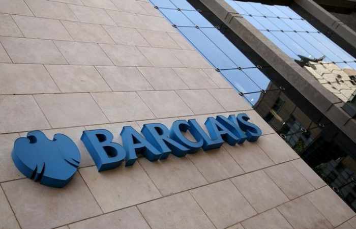 Barclays-Chef gerät wegen Suche nach "Whistleblower" unter Druck