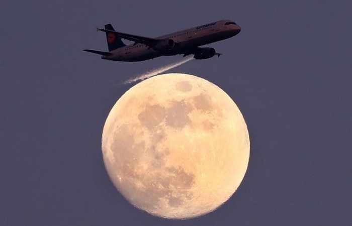 Insider - Investor platziert Lufthansa-Aktien zu je 15,25 Euro