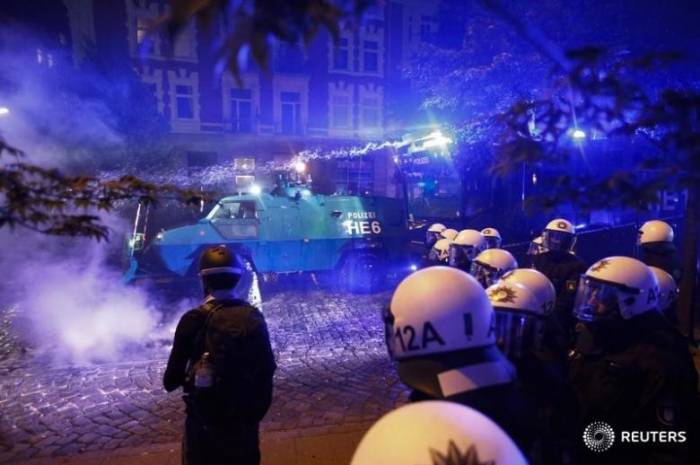 Krawalle bei Autonomen-Demo gegen G20-Gipfel in Hamburg