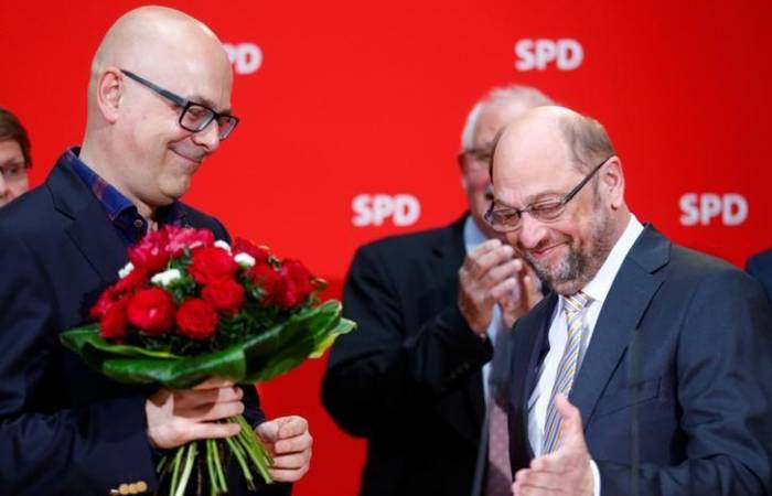 Schulz sieht für SPD keinen Grund zur Fröhlichkeit