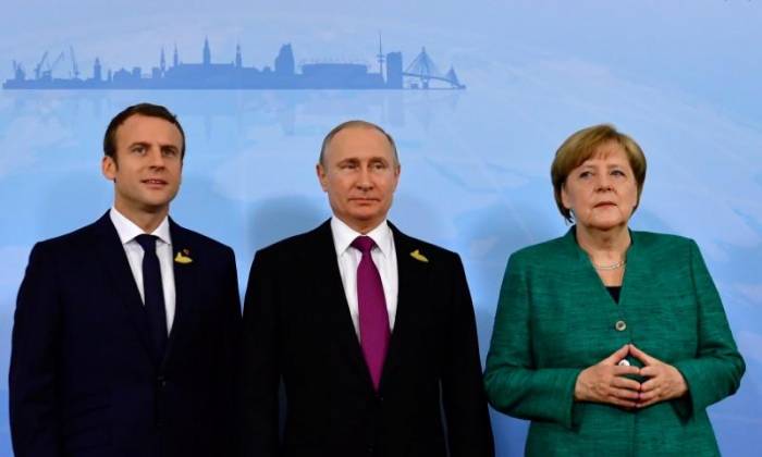 Les dirigeants russe, ukrainien, français et allemand évoquent l'Ukraine