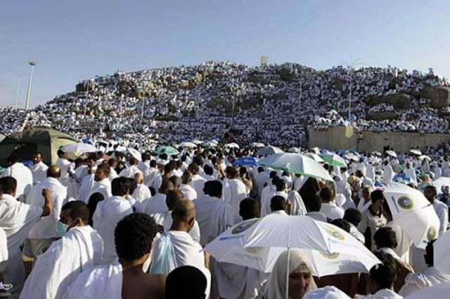 الميليشيات الانقلابية تعرقل تفويج 2000 حاج يمني