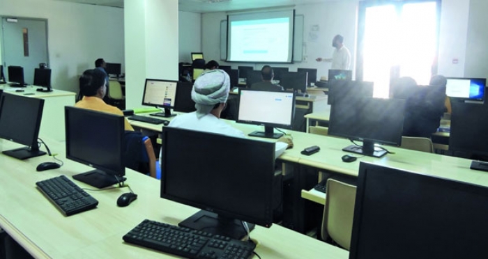 حلقة عمل لتدريب أعضاء التحرير في المجلات الأكاديمية الست في جامعة السلطان قابوس