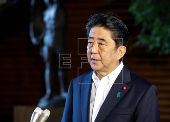 Abe pide a EEUU y Rusia presionar más a Pyongyang tras su último test nuclear