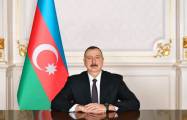  Präsidenten von Aserbaidschan und Belarus besichtigten die während der Besatzung in Schuscha erschossenen Statuen 