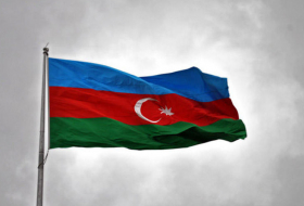  Xudafərin körpüsünün üzərində Azərbaycan bayrağı qaldırıldı 