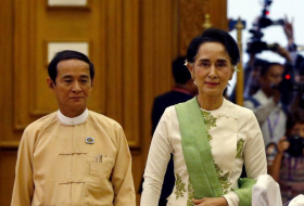 Həbs olunan Myanma liderlərinə ittiham elan edildi