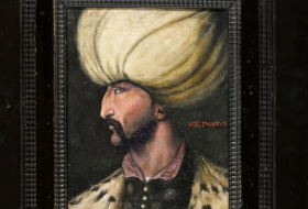  Sultan Süleymanın portreti satıldı  