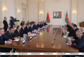  Lukashenko sobre las relaciones entre Belarús y Azerbaiyán: No tenemos temas tabú   