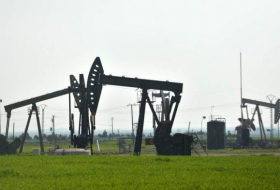 Oil prices drop in global markets