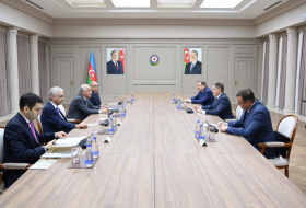 Azerbaijani PM holds discussions with Belarusian Deputy PM