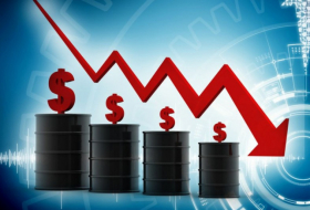 Azerbaijani oil price decreases 