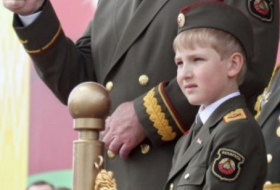 Prezidentin oğlu Ali Baş Komandan formasında - FOTO
