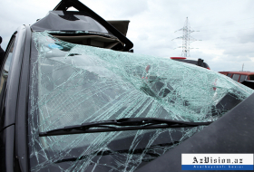 Salyanda “BMW” “KamAZ”la toqquşub -    Sürücü ölüb   