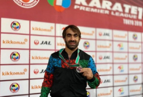    Rafael Ağayev finalda uduzdu   