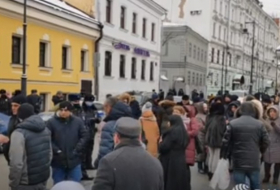 Moskvada Paşinyana qarşı etiraz aksiyası keçirilir -  VİDEO  