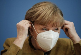 Merkel peyvənddən niyə imtina edib?