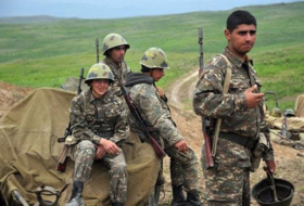    Ermənistan ordusunda növbəti biabırçı rüşvət faktı      
