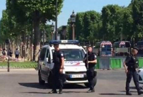 Parisdə terrorçuluqda şübhəli bilinən üç nəfər tutulub