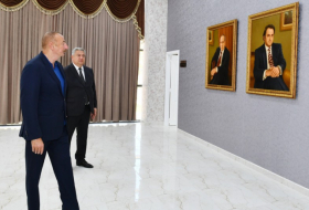    Prezident Ağsuda Muzeyin açılışında -  YENİLƏNİB 
   