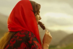  İranda qadınların reklamlara çəkilməsi qadağan edilib -  VİDEO   